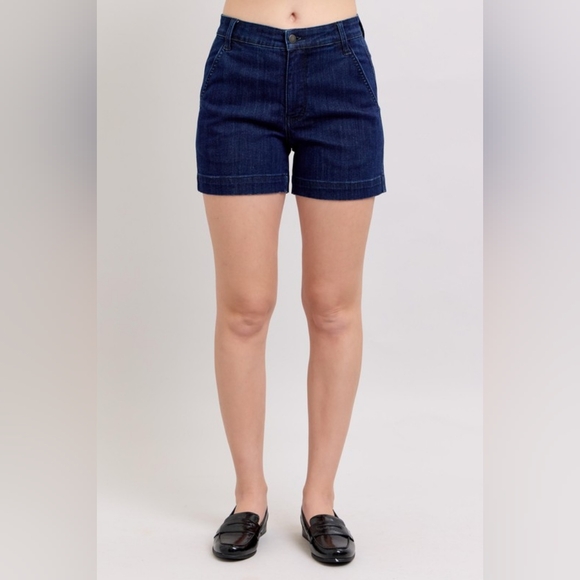 Judy Blue High-Rise Relaxed Boyfriend Dark Jean Mid-length Classic Denim Shorts - Picture 11 of 16